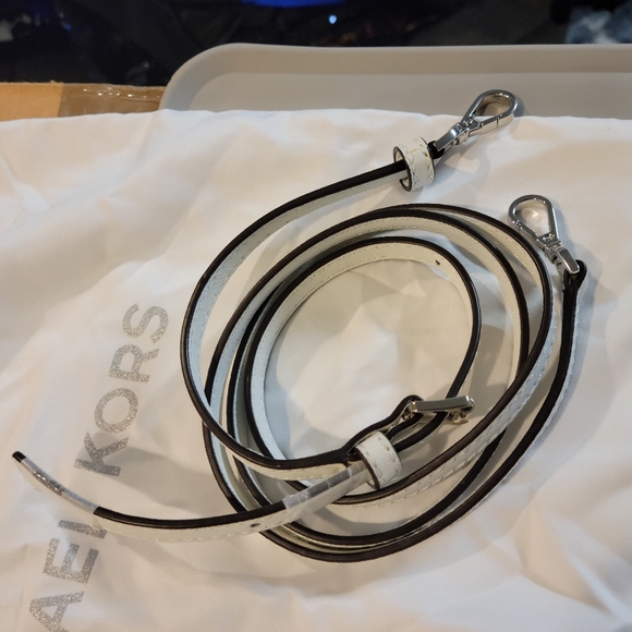 MK Lasercut Bag - Picture 7 of 10